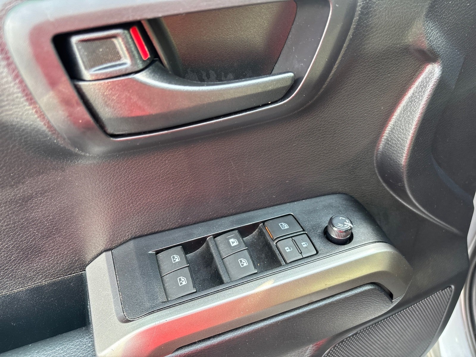 2020 Toyota Tacoma 4WD SR