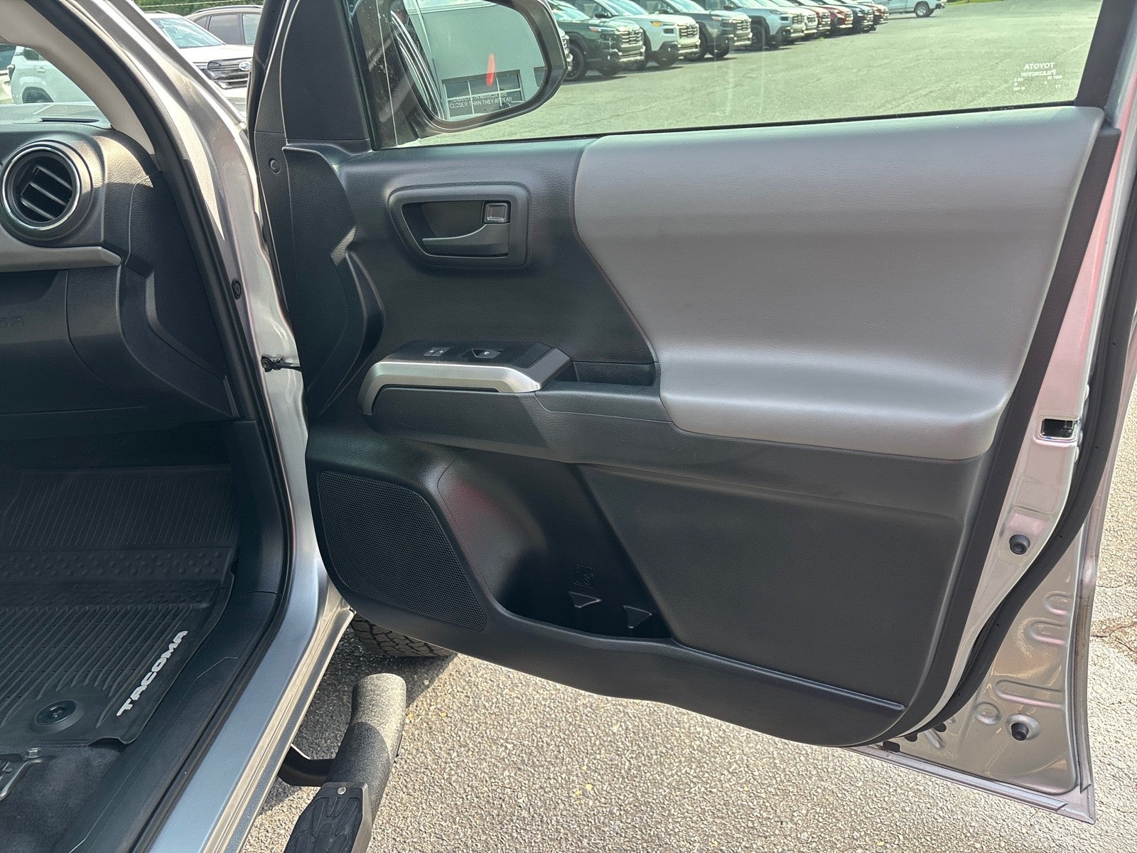 2020 Toyota Tacoma 4WD SR