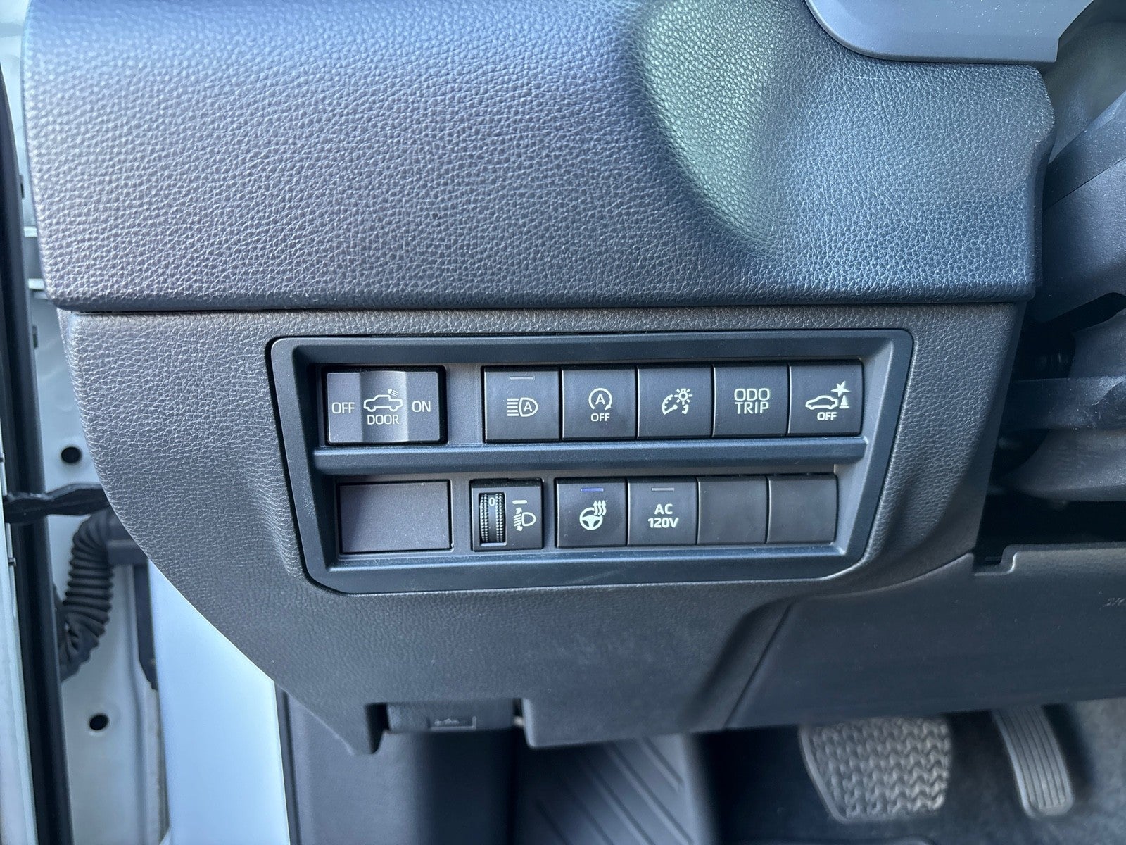 2022 Toyota Tundra 4WD SR5