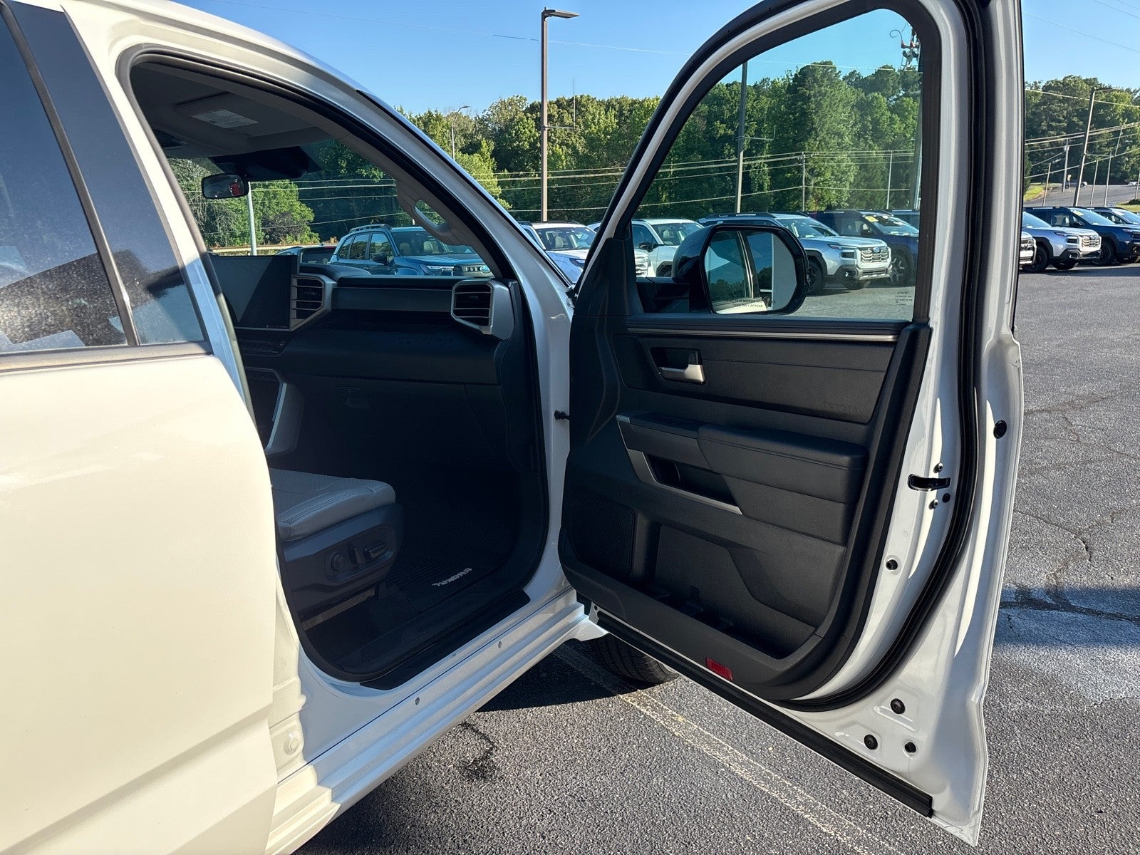 2022 Toyota Tundra 4WD SR5
