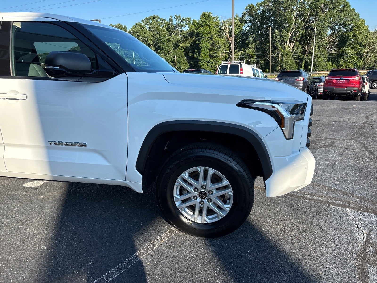 2022 Toyota Tundra 4WD SR5