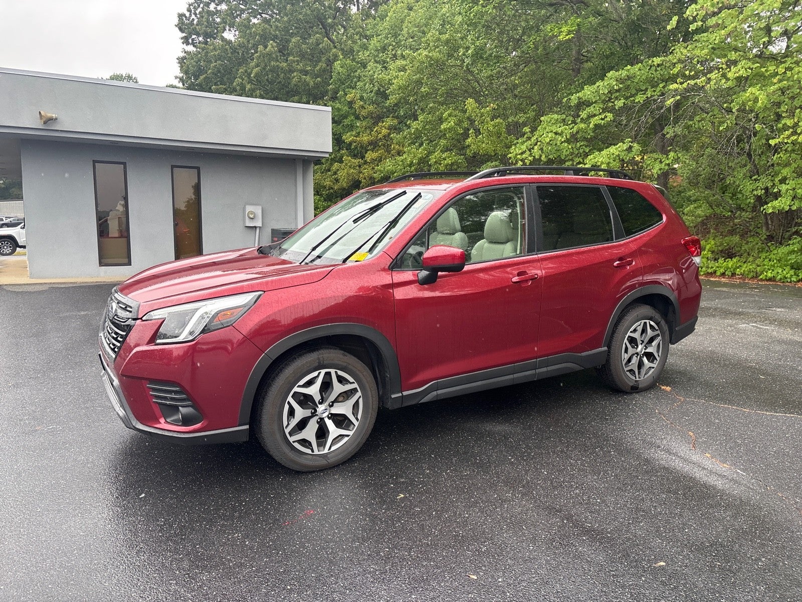 2024 Subaru Forester Premium
