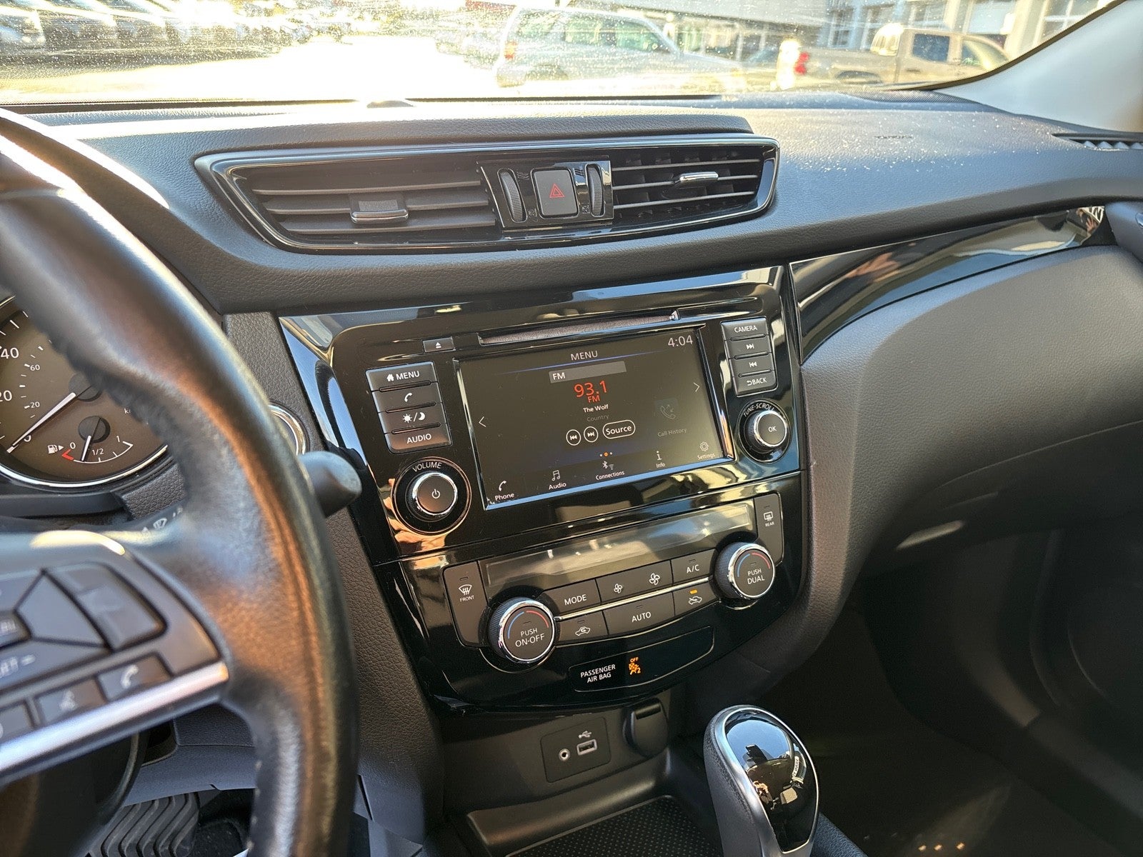 2022 Nissan Rogue Sport SV