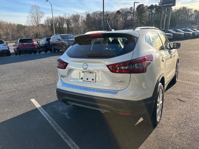 2022 Nissan Rogue Sport SV
