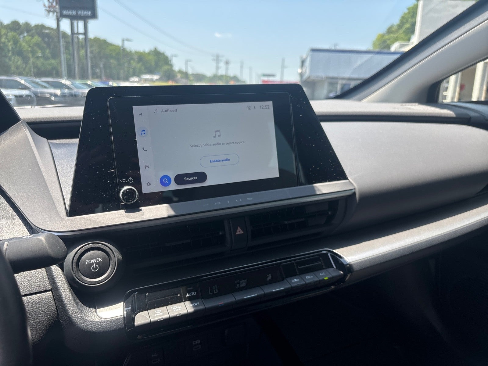 2025 Toyota Prius LE