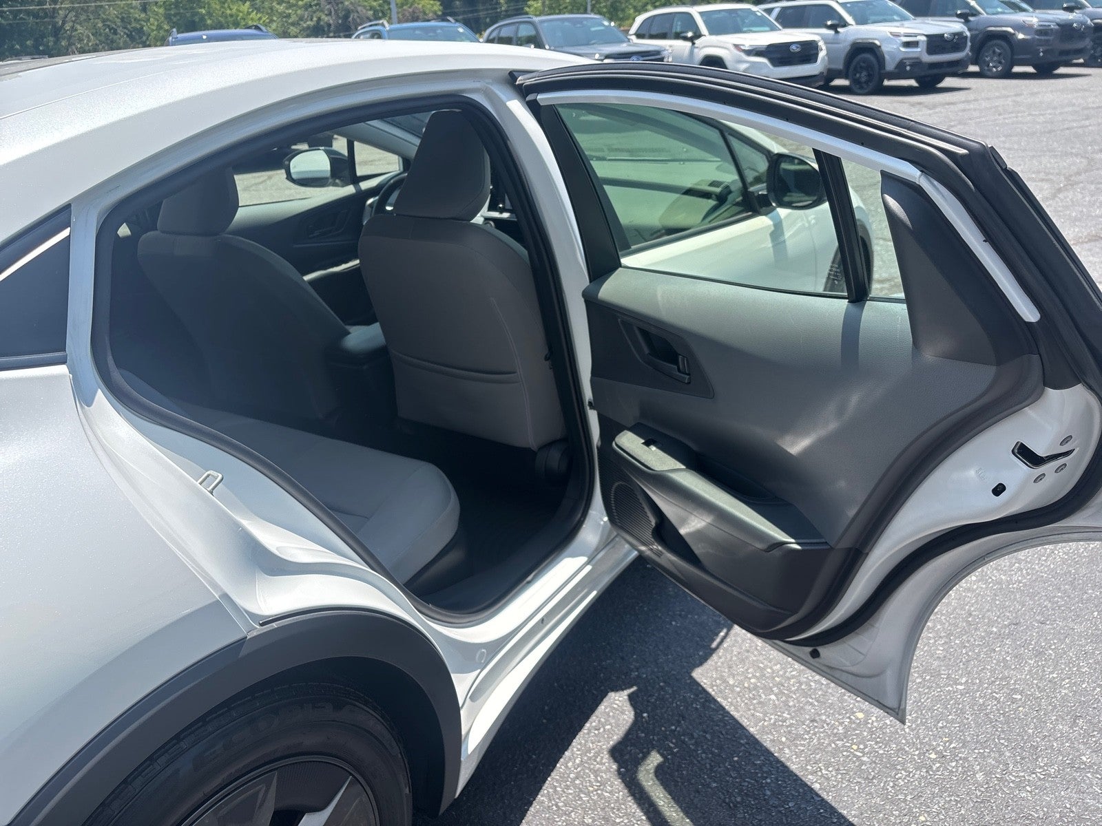 2025 Toyota Prius LE