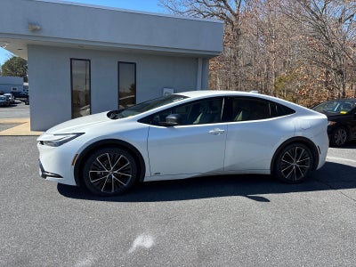 2024 Toyota Prius LE