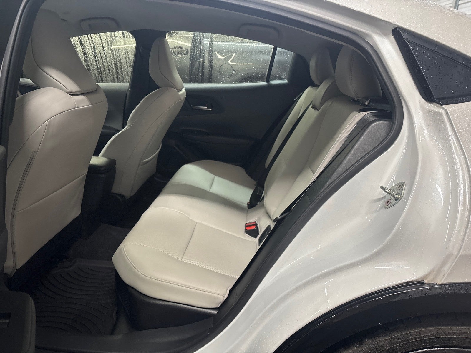 2024 Toyota Prius LE