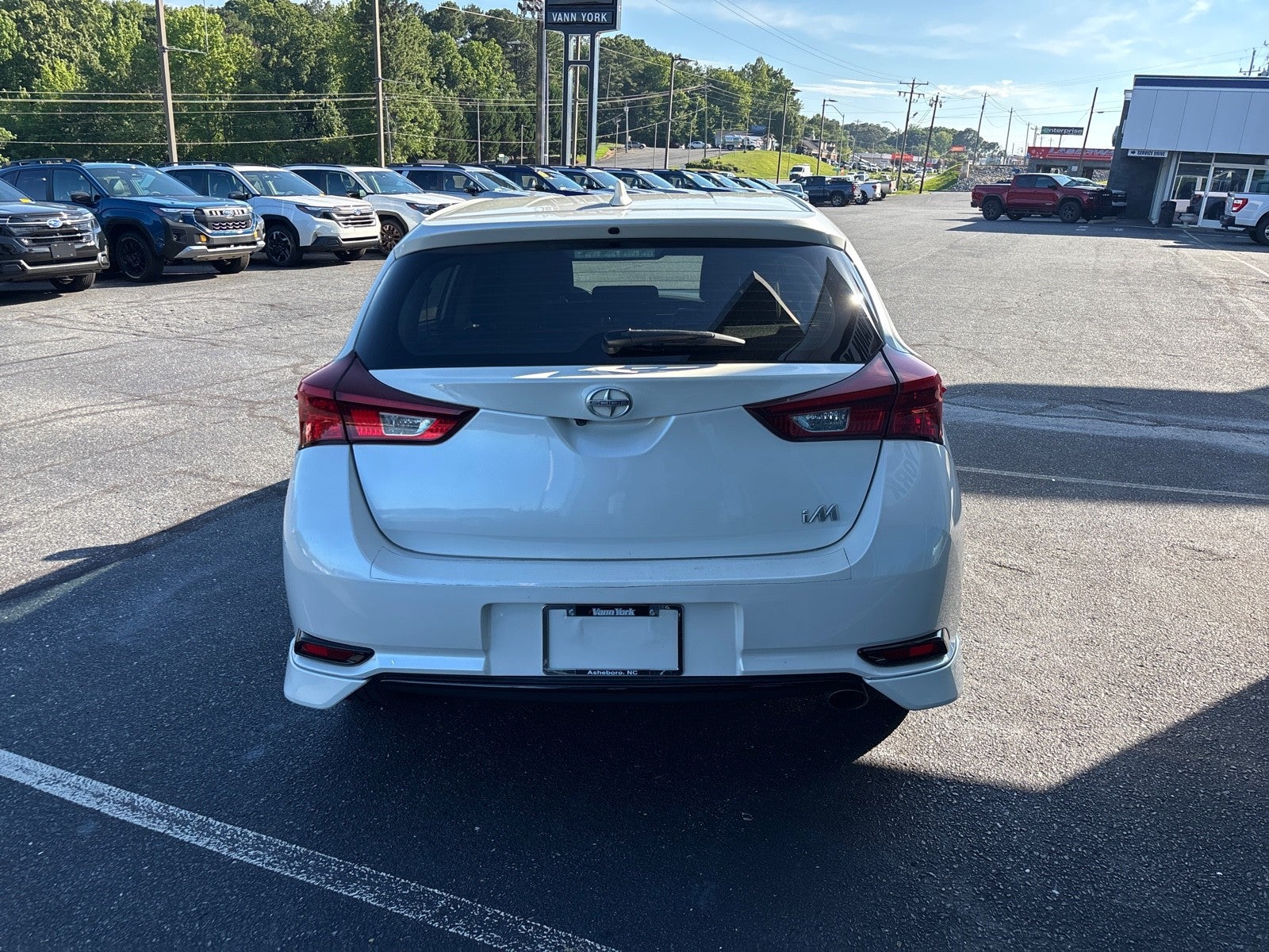 2016 Scion iM 5dr HB CVT (Natl)