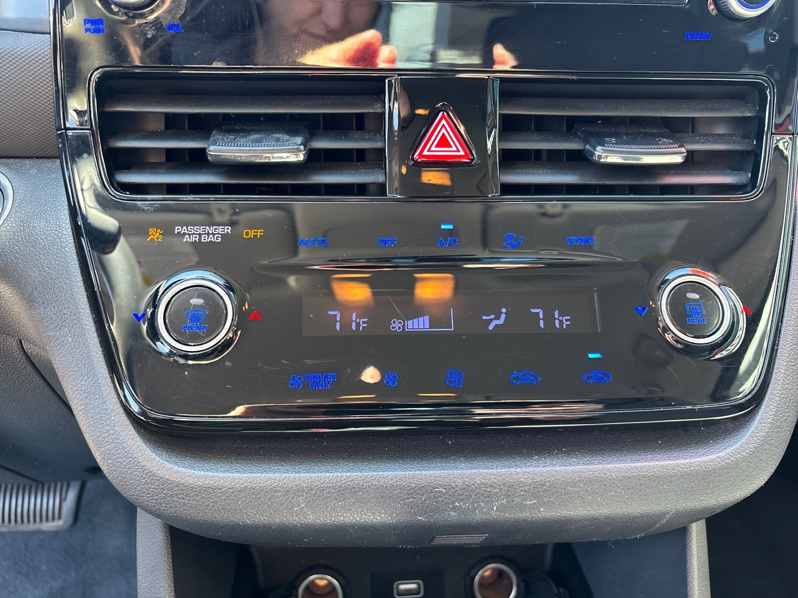 2022 Hyundai Ioniq Hybrid SE