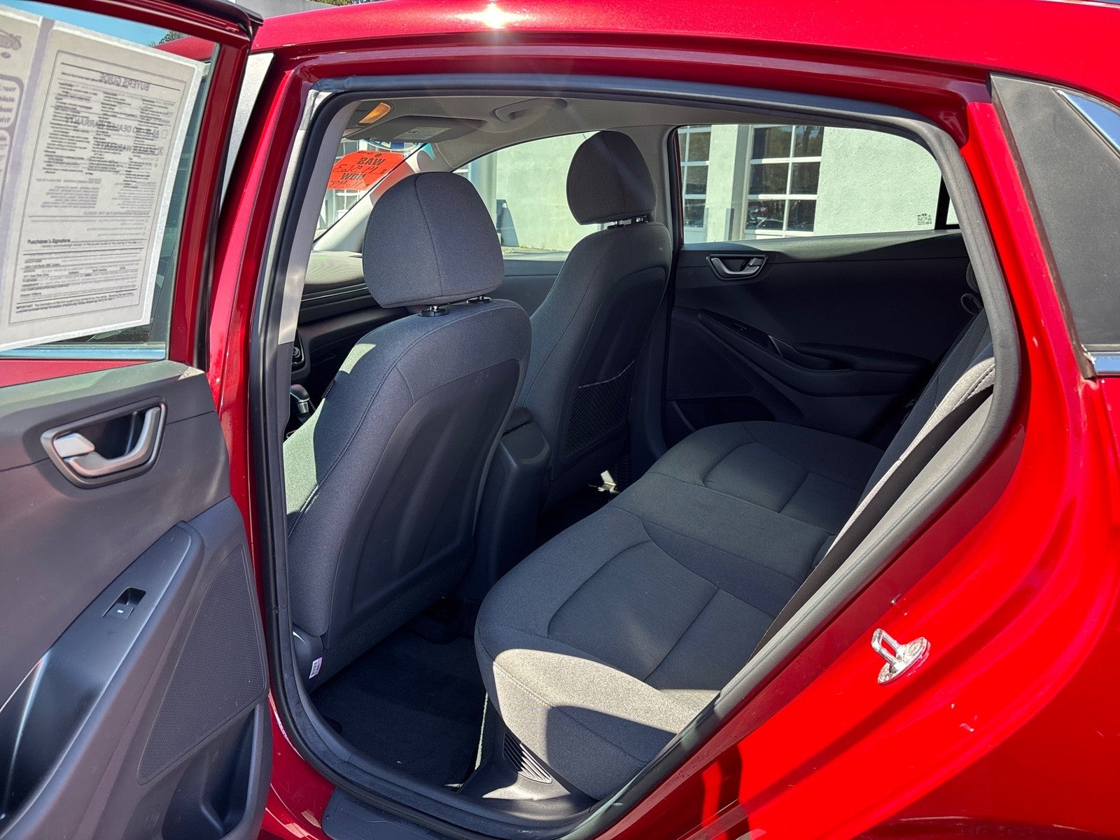 2022 Hyundai Ioniq Hybrid SE