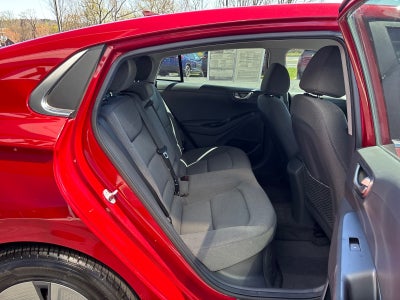 2022 Hyundai Ioniq Hybrid SE