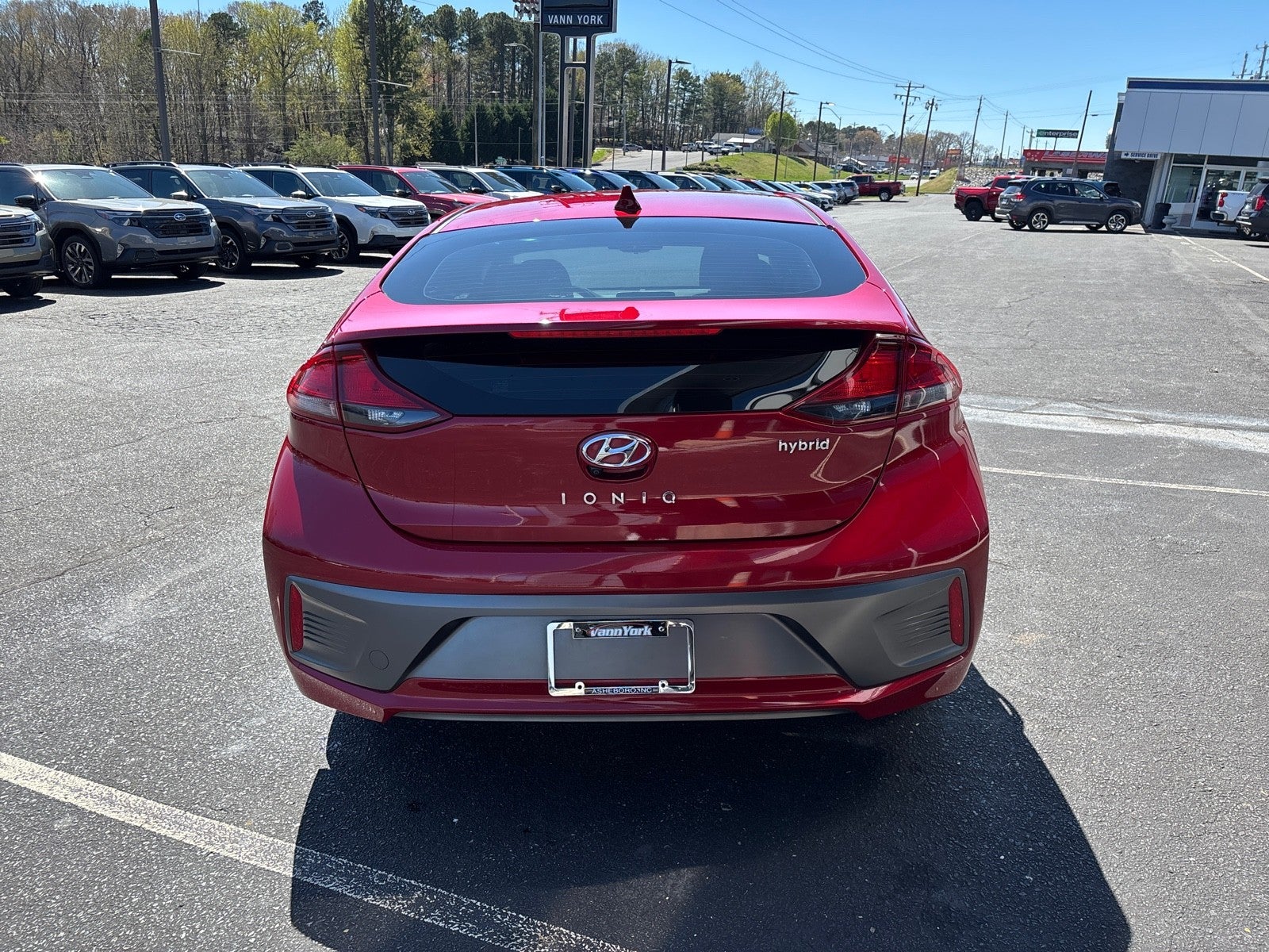 2022 Hyundai Ioniq Hybrid SE