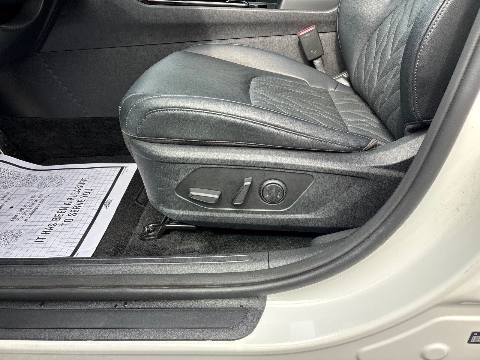 2023 Kia Sportage Plug-In Hybrid X-Line Prestige