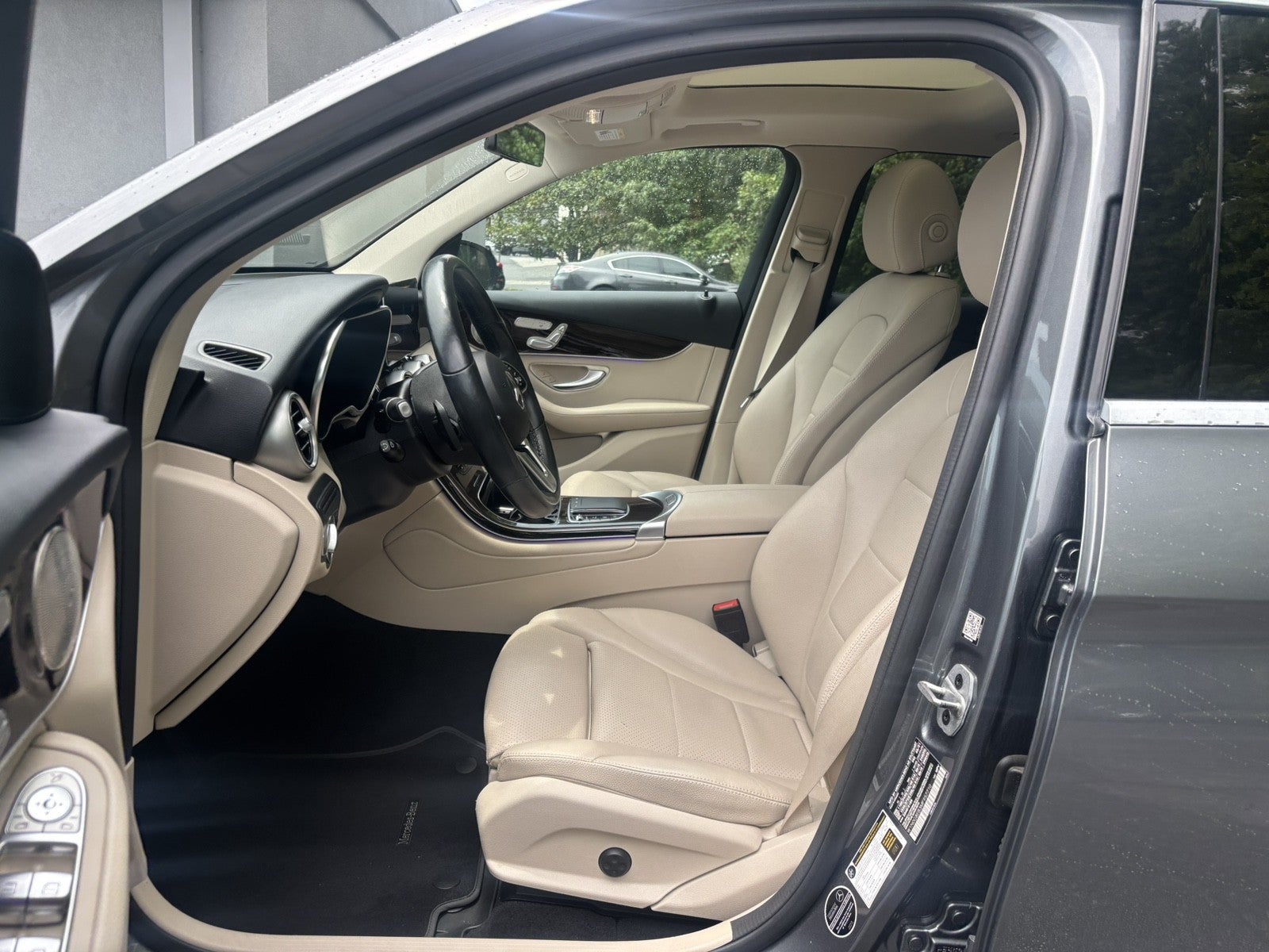 2021 Mercedes-Benz GLC GLC 300