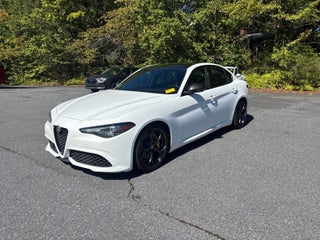 2020 Alfa Romeo Giulia Sport